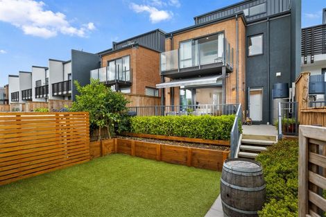 Photo of property in 186 Hobsonville Point Road, Hobsonville, Auckland, 0616