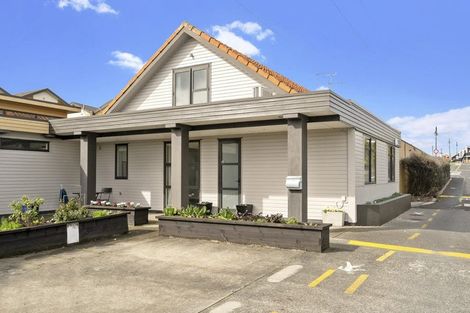 Photo of property in 1/176 Mcleod Road, Te Atatu South, Auckland, 0610