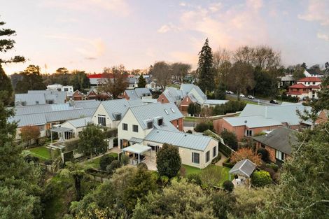 Photo of property in 4 Le Quesnoy Place, Cambridge, 3434