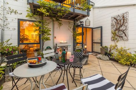 Photo of property in Cornwall Gardens, 13/27 Cornwall Street, St Albans, Christchurch, 8014