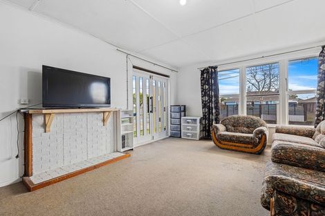 Photo of property in 28 Primrose Street, Northcote, Christchurch, 8052