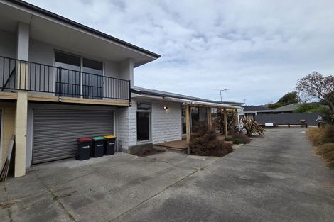 Photo of property in 2/3 Esher Place, Saint Martins, Christchurch, 8022