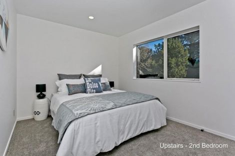 Photo of property in 7a Fuchsia Place, Birkdale, Auckland, 0626