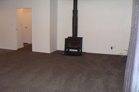 Photo of property in 7 Standish Street, Midhirst, Stratford, 4394