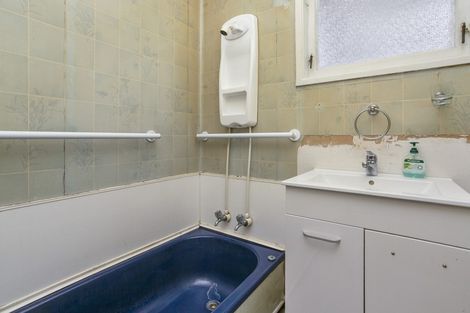 Photo of property in 12 Gardiner Grove, Mangere East, Auckland, 2024