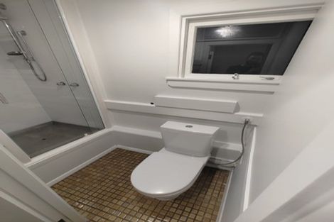 Photo of property in 1/80 Archers Road, Glenfield, Auckland, 0629