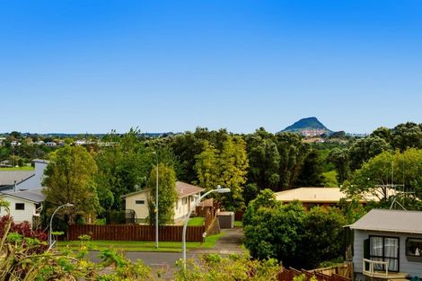Photo of property in 14 Holmburn Street, Welcome Bay, Tauranga, 3112