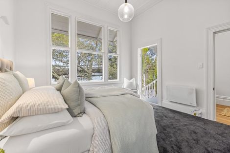 Photo of property in 25 Princes Street, Northcote Point, Auckland, 0627