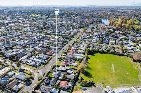 Photo of property in 42 Vardon Road, St Andrews, Hamilton, 3200