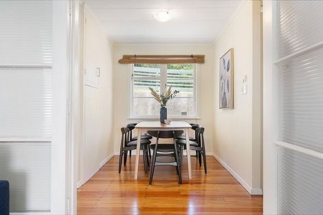 Photo of property in 61 Salford Street, Newlands, Wellington, 6037