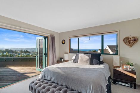 Photo of property in 111 Pacific View Drive, Whangamata, 3620