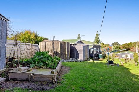 Photo of property in 26 Seatoun Avenue, Leigh, Warkworth, 0985