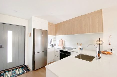 Photo of property in 5/85 Selo Street, Glen Eden, Auckland, 0602