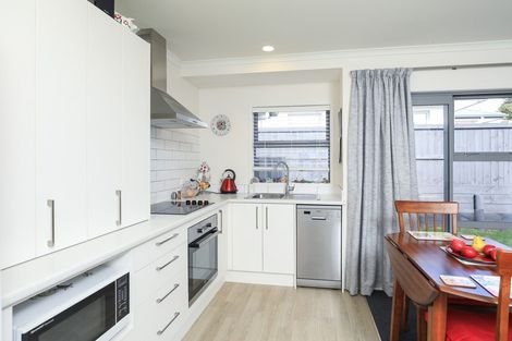 Photo of property in 4u2 Ross View Terrace, Dinsdale, Hamilton, 3204