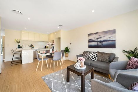 Photo of property in 11d Reid Road, New Lynn, Auckland, 0600