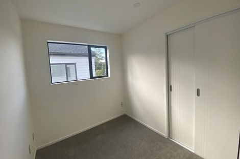 Photo of property in 37a Allington Road, Massey, Auckland, 0614