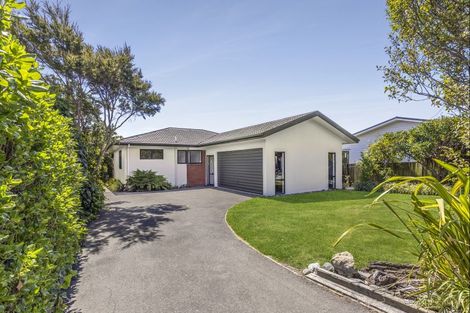 Photo of property in 12 Koromiko Avenue, Stoke, Nelson, 7011