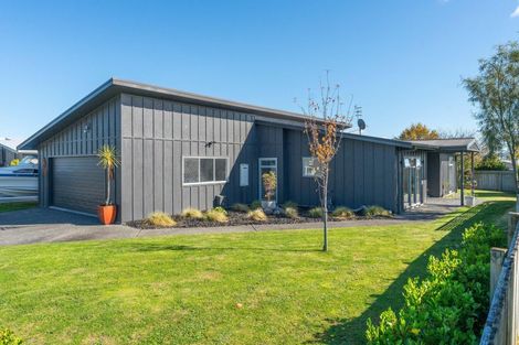 Photo of property in 17 Windsor Street, Richmond Heights, Taupo, 3330