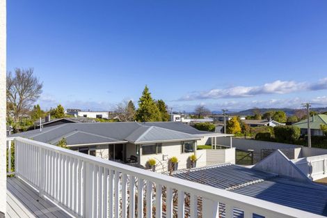 Photo of property in 26 Aubrey Crescent, Rainbow Point, Taupo, 3330