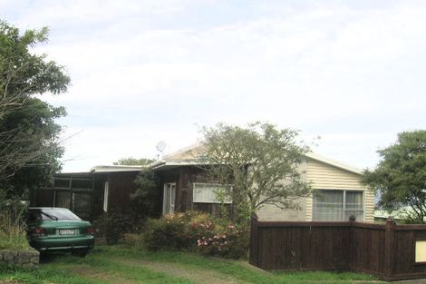 Photo of property in 8 Camellia Terrace, Maungaraki, Lower Hutt, 5010