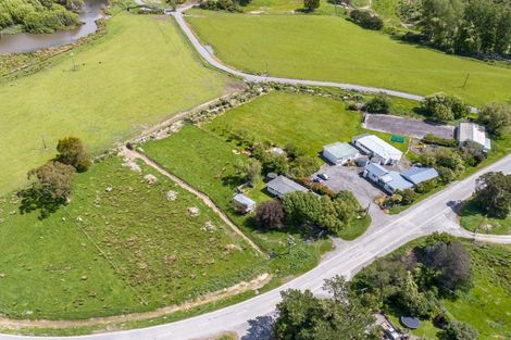 Photo of property in 2936 White Rock Road, Tuturumuri, Martinborough, 5782