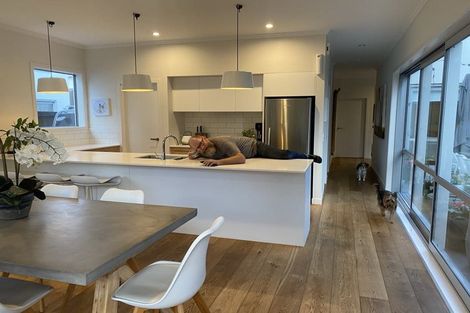 Photo of property in 7 Kotuku Lane, Hobsonville, Auckland, 0616