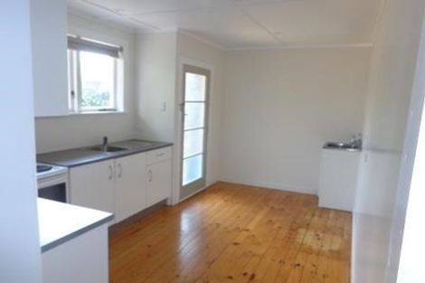 Photo of property in 2/42 Lincoln Road, Henderson, Auckland, 0610