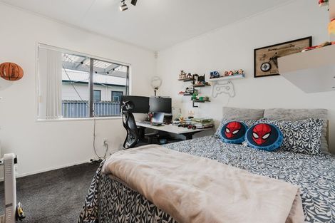 Photo of property in 12 Kentucky Crescent, Nawton, Hamilton, 3200