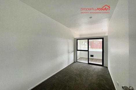 Photo of property in 46 Cook Street, Marfell, New Plymouth, 4310