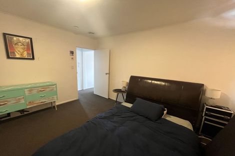 Photo of property in 118 Mcleod Road, Te Atatu South, Auckland, 0610