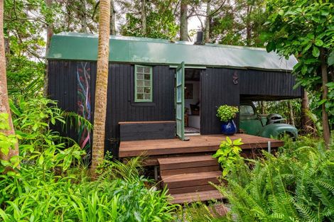 Photo of property in 334 Cove Road, Waipu, 0582
