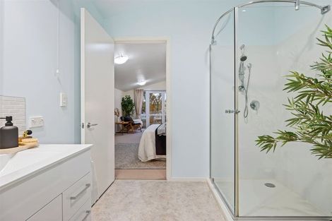 Photo of property in 152 Riverlaw Terrace, Saint Martins, Christchurch, 8022