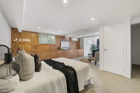 Photo of property in 9 Anson Place, Westown, New Plymouth, 4310