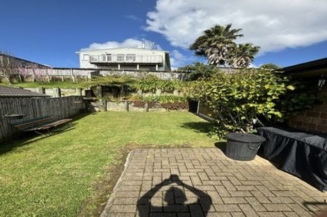 Photo of property in 67 Nimstedt Avenue, Oteha, Auckland, 0632