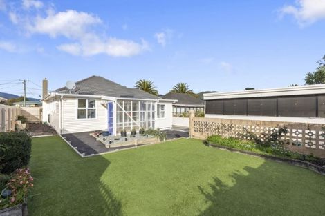Photo of property in 6 Mckay Street, Wainuiomata, Lower Hutt, 5014