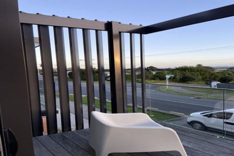 Photo of property in 31/1 Scott Road, Hobsonville, Auckland, 0616