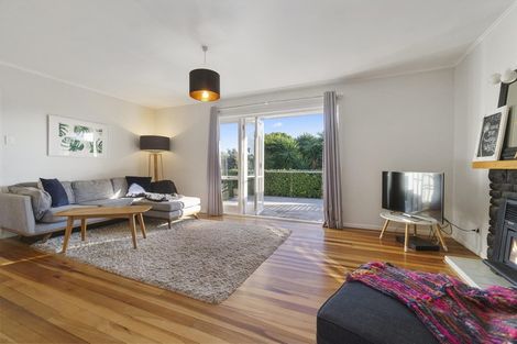 Photo of property in 69 Kervil Avenue, Te Atatu Peninsula, Auckland, 0610