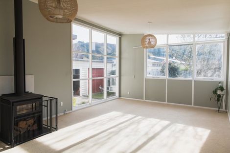 Photo of property in 3 Parera Grove, Heretaunga, Upper Hutt, 5018