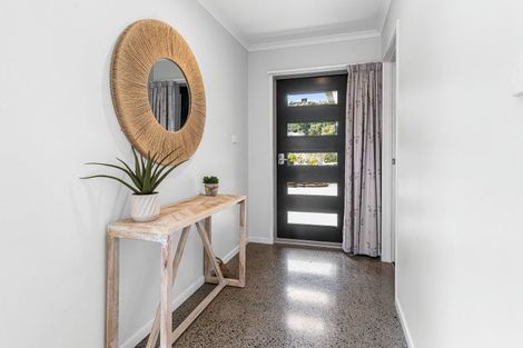 Photo of property in 14 Rochfort Crescent, Pyes Pa, Tauranga, 3112