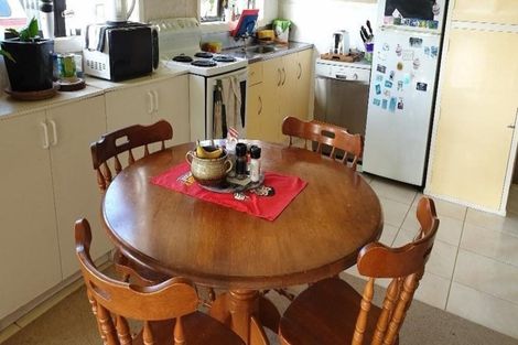 Photo of property in 19 Gloag Street, Waverley, 4510