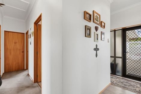 Photo of property in 10 Cable Bay Block Road, Cable Bay, 0420