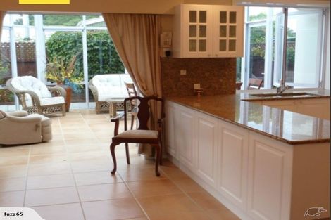 Photo of property in 292 Avonhead Road, Avonhead, Christchurch, 8042
