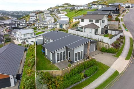 Photo of property in 42 Atherton Terrace, Churton Park, Wellington, 6037