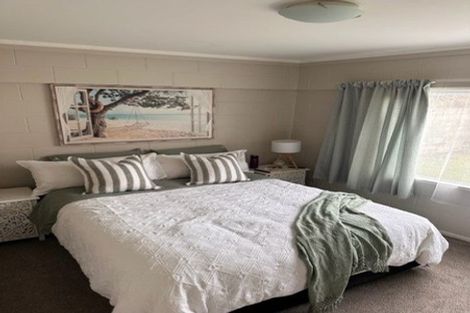 Photo of property in 4 Four Trees, Cockle Bay, Auckland, 2014
