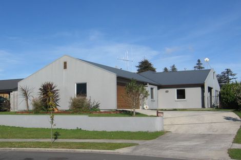 Photo of property in 14 Cumbria Way, Hamilton East, Hamilton, 3216