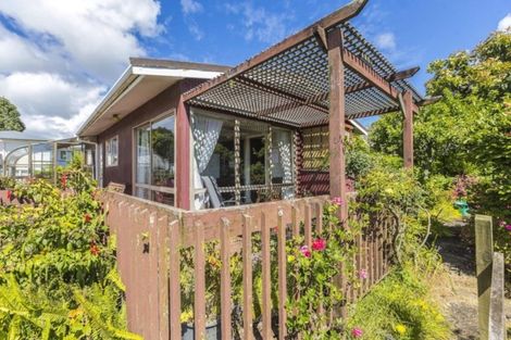 Photo of property in 11 Ross Avenue, Glenfield, Auckland, 0629