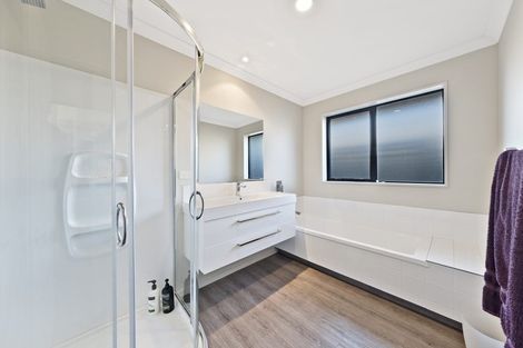 Photo of property in 1 Lloyds Close, Rolleston, 7614