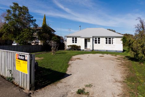 Photo of property in 28 Lower High Street, Marton, 4710