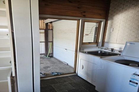 Photo of property in 33 Eskdale Road, Papakowhai, Porirua, 5024