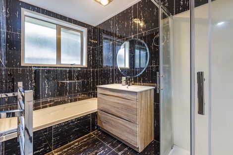 Photo of property in 7 Scotts Field Drive, Takanini, 2112